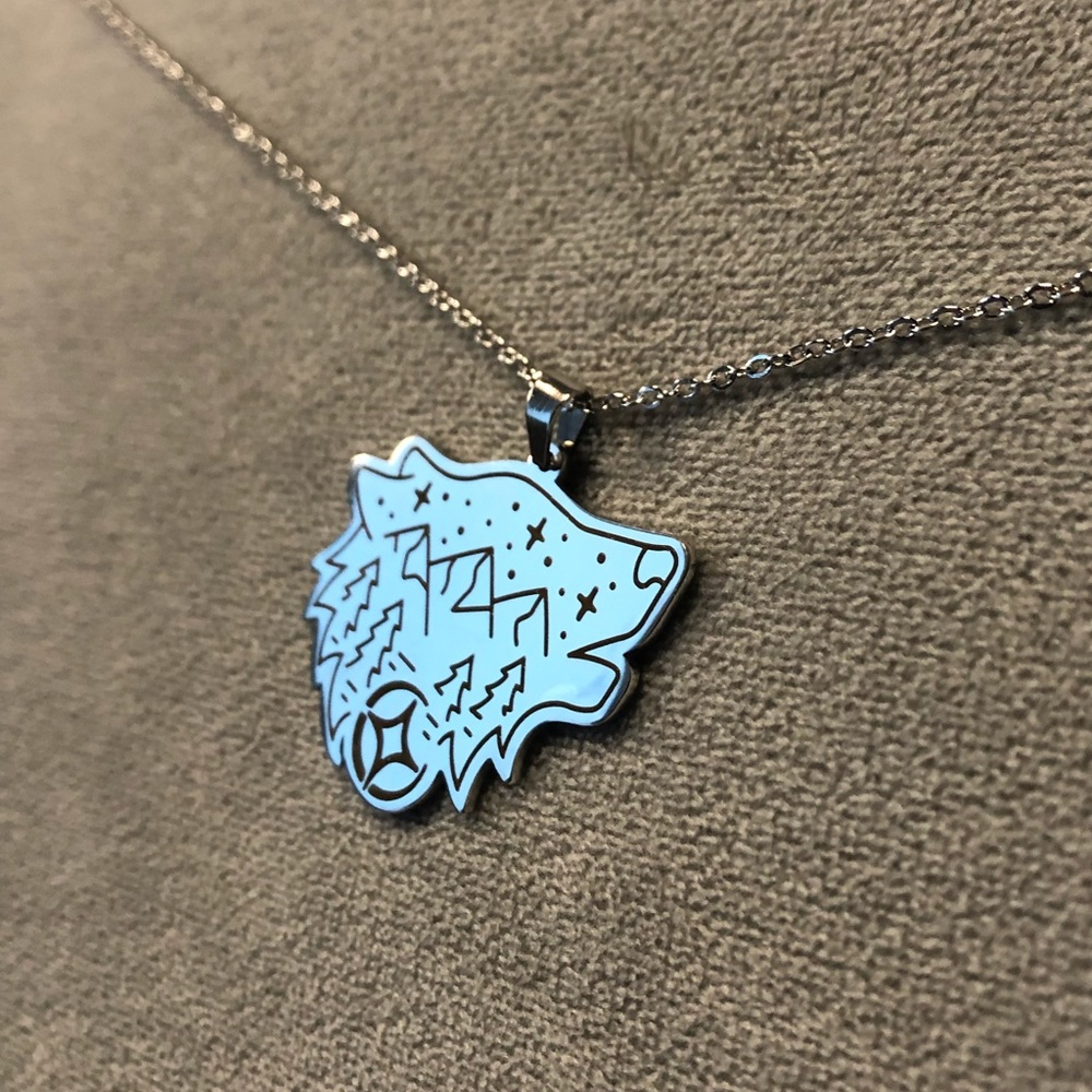 Wolf Stainless Steel Pendant ~ Brand New!